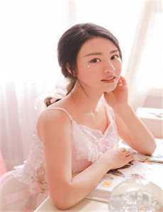 《同志导航-我女朋友的妈妈4中语翻译成英文》