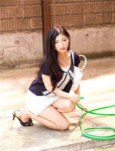 《晚上睡不着想看点片软件俏佳人-美女视频脱空一净二净》