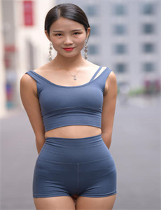 《丁香六月久久婷婷开心-美女露鲍鱼》